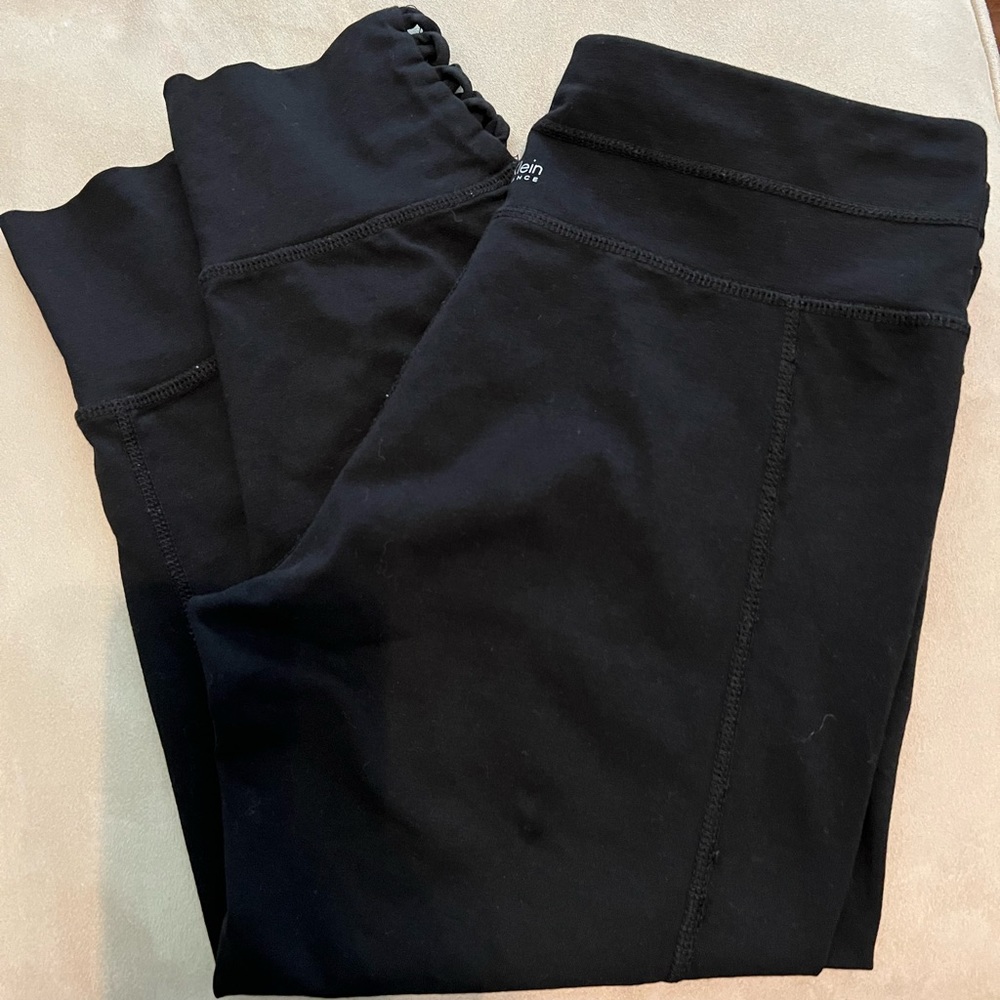 Calvin Klein Performance Stretch Leggings - Size M